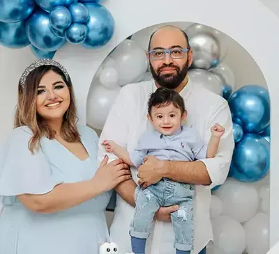 عکس عاشقانه سه نفره با بچه