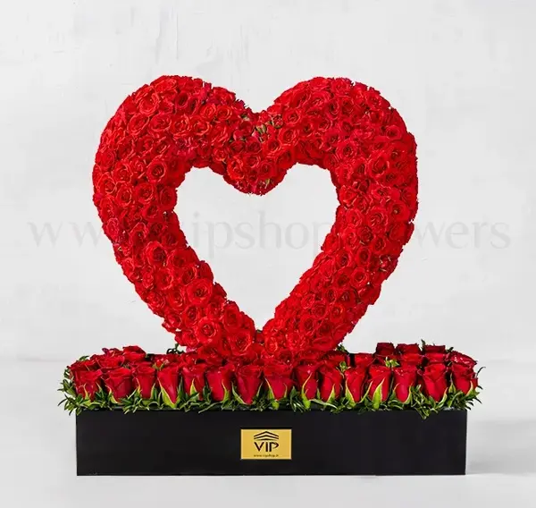 عکس عاشقانه گل و قلب قرمز