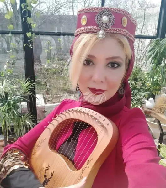 عکس های هایده حسین زاده در پس از باران
