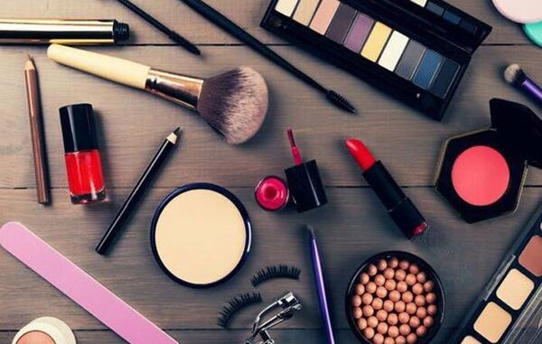 عکس آرایشی