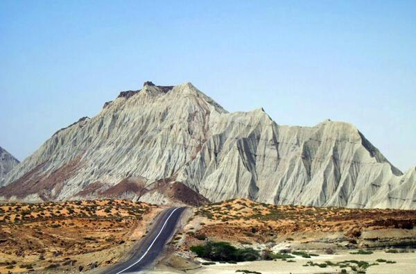 عکس کوه های مریخی چابهار