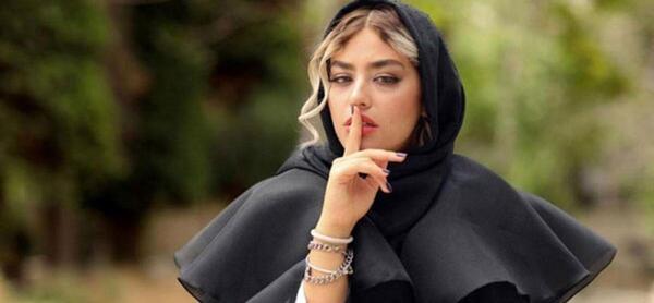عکس های ریحانه پارسا در استخر