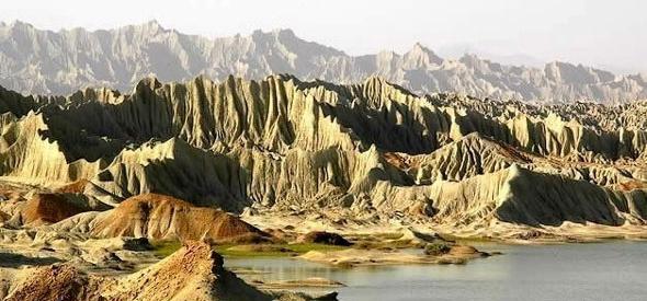 عکس کوه های مریخی