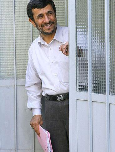 عکس های طنز احمدی نژاد