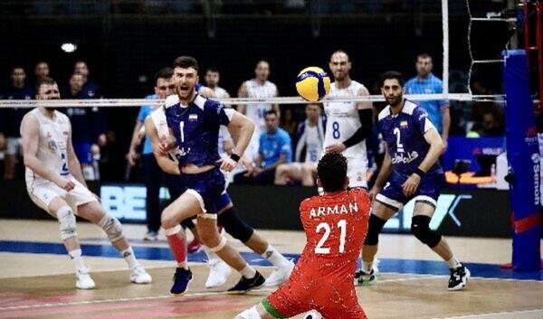 عکس های وحید مرادی با عقاب