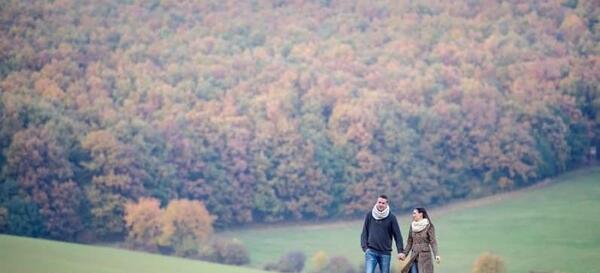 عکس های دونفره در جنگل