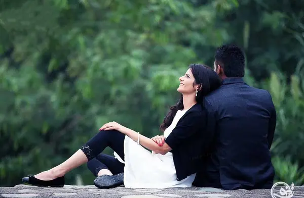 عکس های دونفره در جنگل