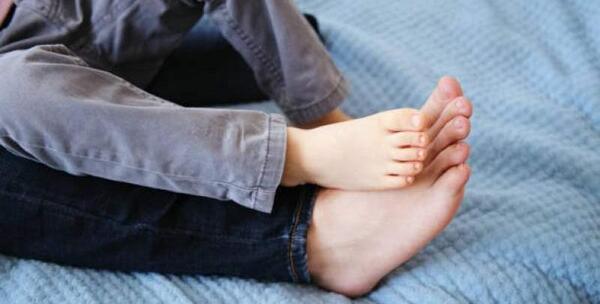 عکس پرحاشیه کف پا