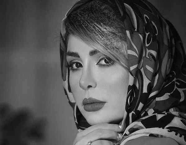 عکس السا عبداللهی و مادرش