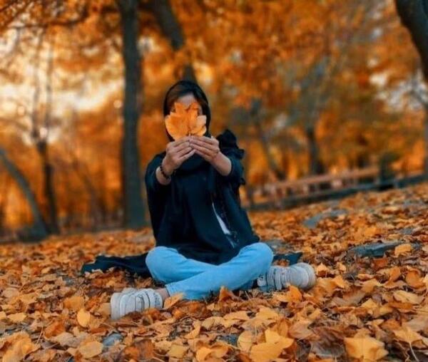 عکس تنهایی پاییزی