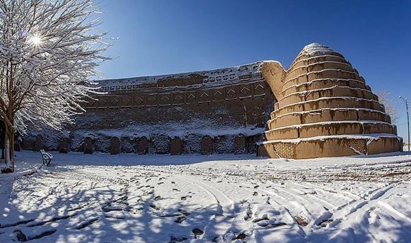 عکس زندان کهن شهر سیرجان