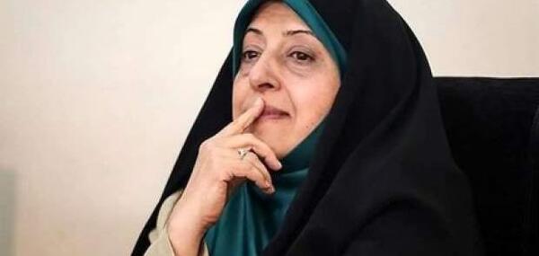 عکس مجری زن عراقی که به شیخ حمله کرد