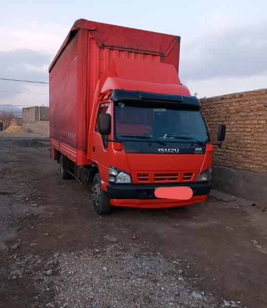 عکس ماشین ایسوزو