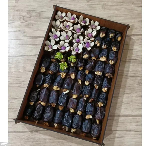 عکس تزیین حلوا برای سر مزار
