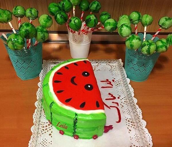 عکس ایده کیک شب یلدا خانگی