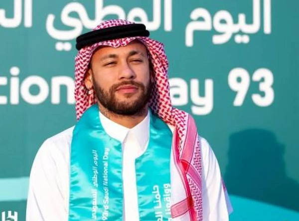 عکس نیمار جونیور و همسرش