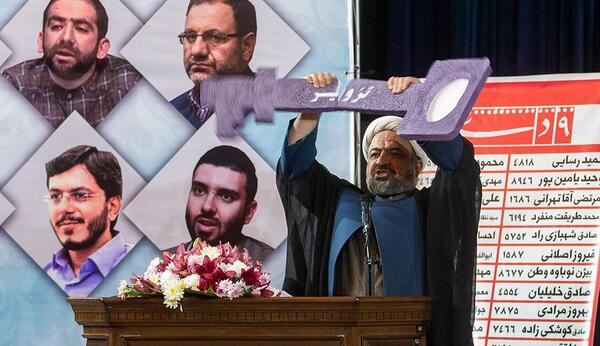 عکس صادق شهبازی