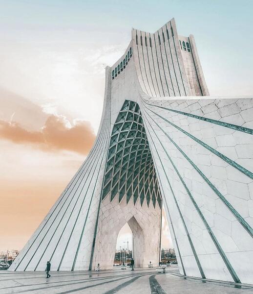 عکس برج ازادی