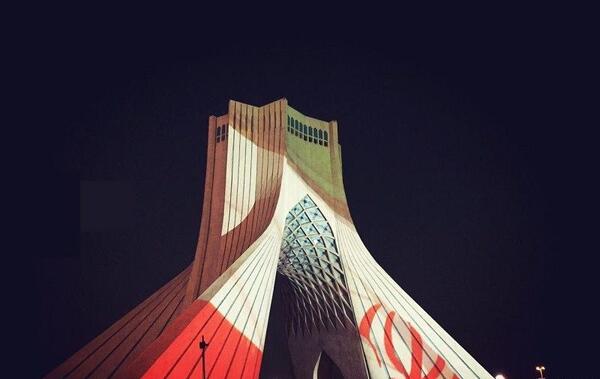 عکس برج ازادی