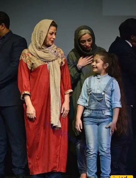 عکس های با حجاب طناز طباطبایی