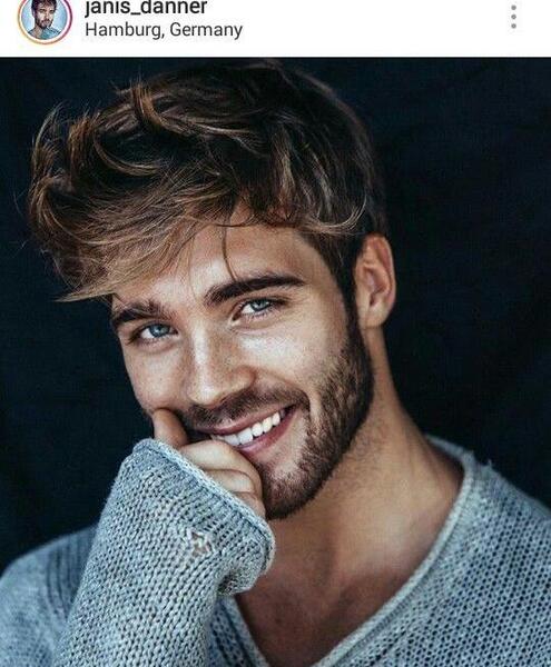 عکس نوشته با ته ریش