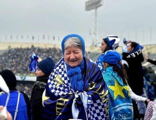 عکس زن پرسپولیس