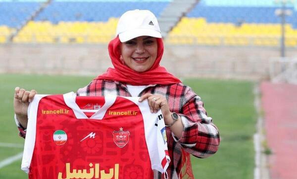 عکس زن پرسپولیس