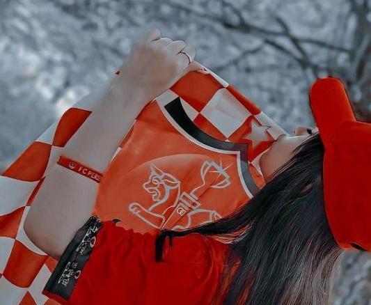 عکس زن پرسپولیس