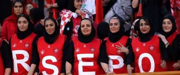 عکس زن پرسپولیس