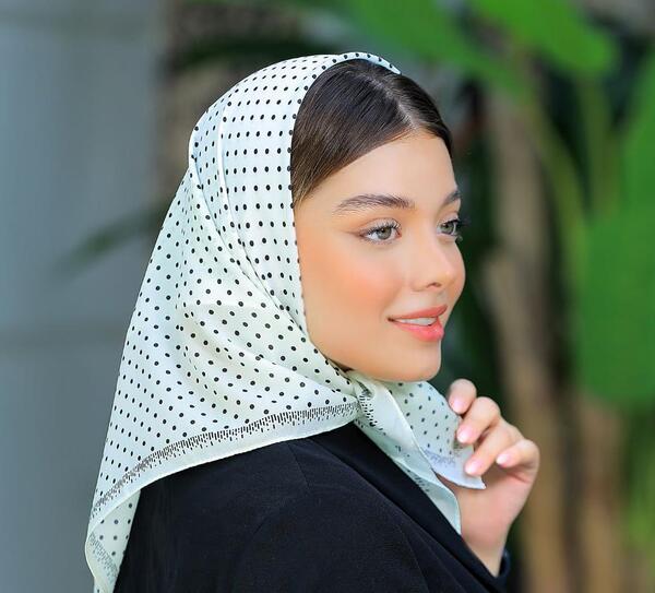 عکس روسری خال خالی