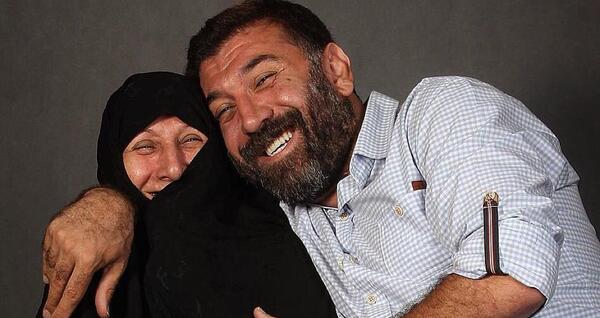 عکس علی انصاریان در بیمارستان کرونا