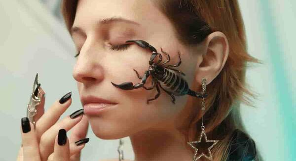 عکس پروف دخترونه آبان ماهی