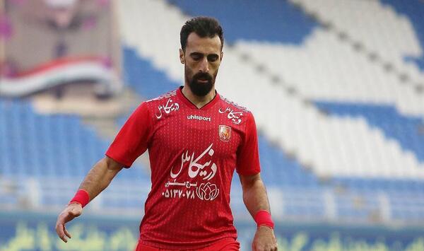 عکس امین قاسمی نژاد در لباس استقلال