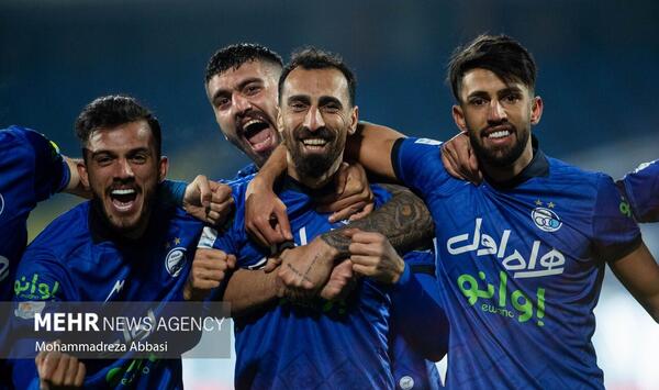 عکس امین قاسمی نژاد در لباس استقلال