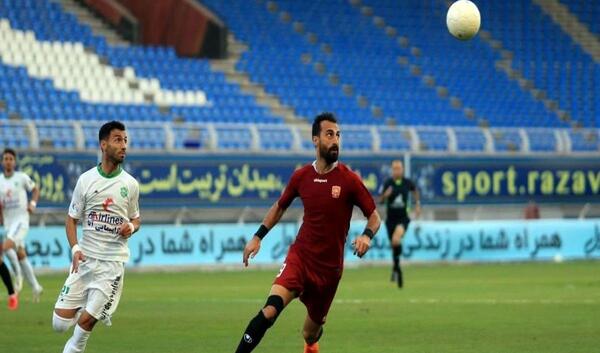 عکس امین قاسمی نژاد در لباس استقلال
