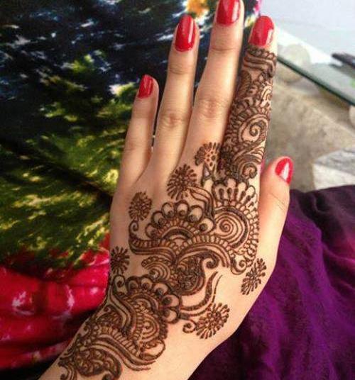 عکس حنا روی دست عربی