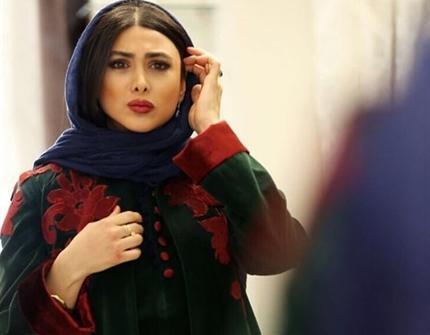 عکس آزاده صمدی با دخترش