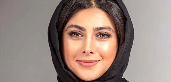 عکس آزاده صمدی با دخترش