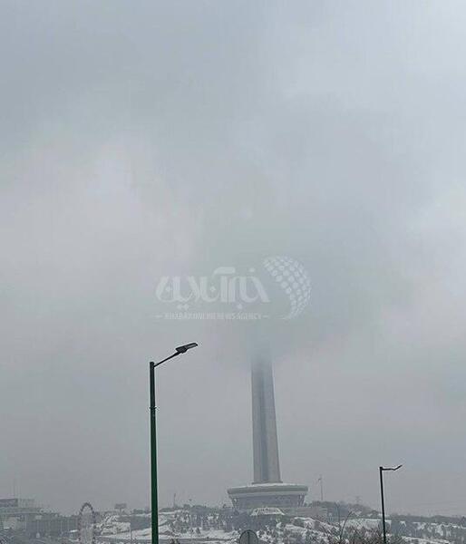 عکس آتش سوزی برج میلاد