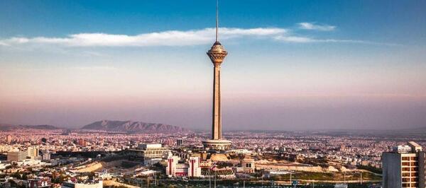 عکس آتش سوزی برج میلاد