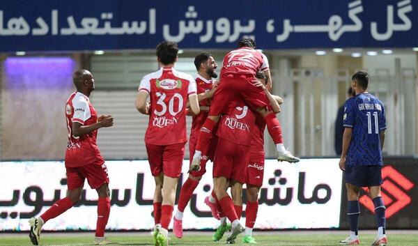 عکس از ماشین مهدی ترابی