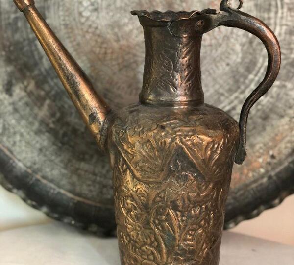 عکس خانه قدیمی مسی