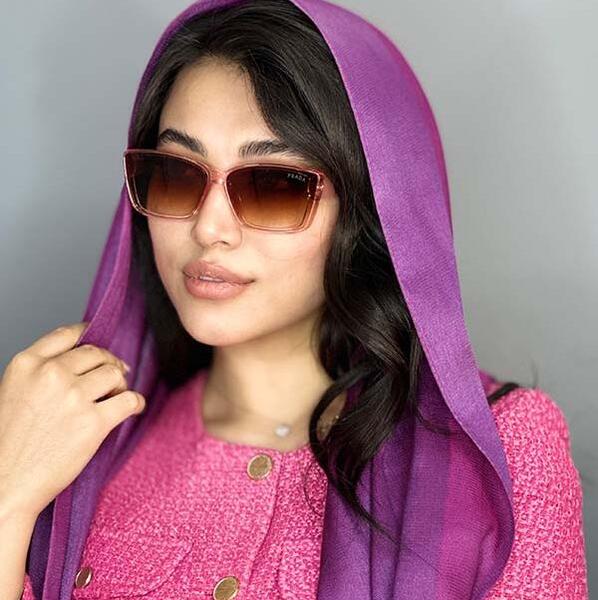 عکس عینک پرادا