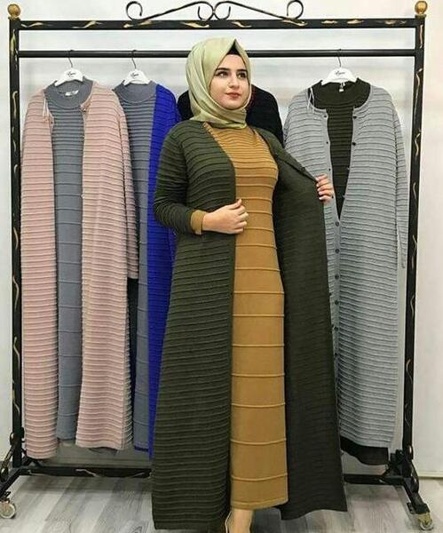 عکس مدل مانتو بلند قلاب بافی