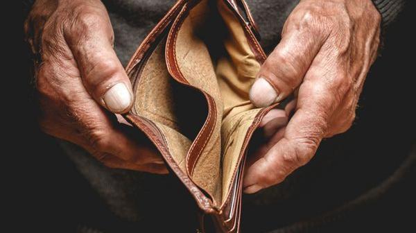 عکس کیف پول خالی