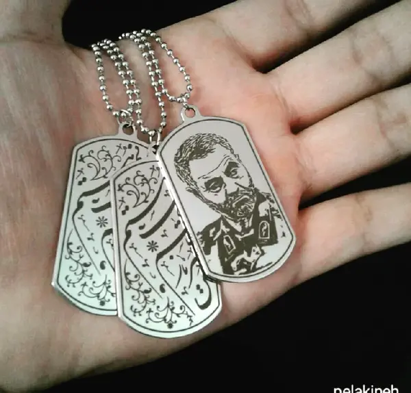 عکس گردنبند شهدا
