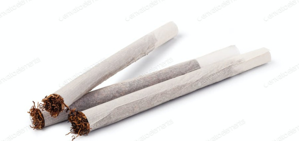 عکس سیگار روی دست