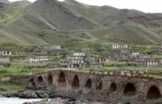 عکس خدا آفرین پل