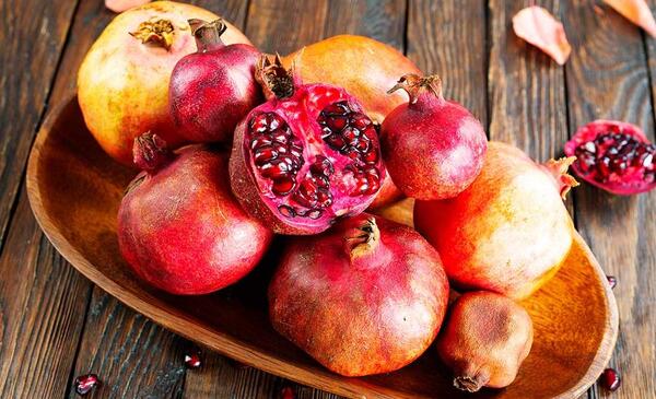 عکس از شب یلدا طبیعی