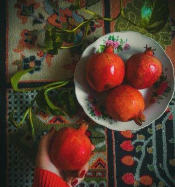 عکس شب یلدا برای کلیپ